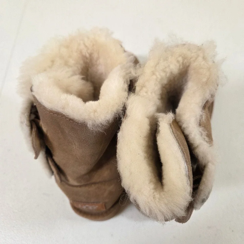 UGG Bailey Buckle Chestnut Brown Suede Shearling Mid Calf Boots 1104 Womens 6